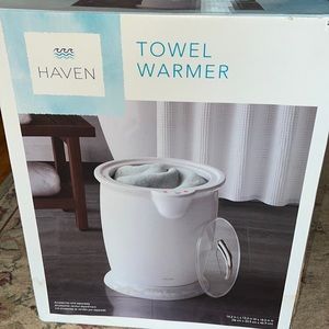 Towel warmer